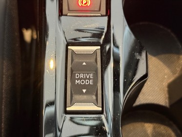 Peugeot 2008 bluehdi 130 ss eat8 allure pack caméra drive mode garantie 12 mois occasion simplicicar marignane  simplicicar...
