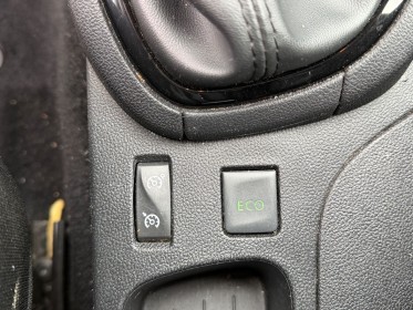 Renault clio iv societe 1.5 dci 75ch energy air medianav - radar ar - clim - régulateur de vitesse occasion simplicicar...