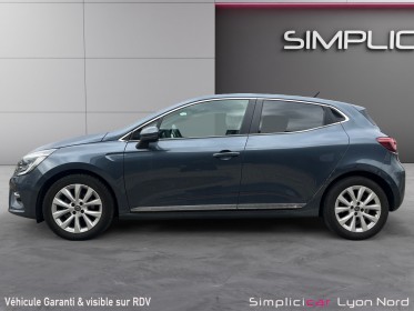 Renault clio v tce 100 intens caméra de recul radars 2 roues barre de toit garantie 12 mois occasion simplicicar lyon nord...