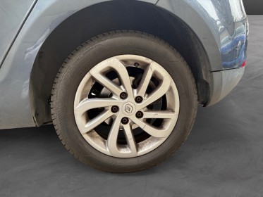 Renault megane iii berline tce 130 energy eco2 limited, moteur changer renault moins de 5000km 132000km, garantie 12mois...