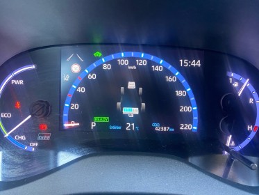 Toyota yaris cross hybride my22 116h 2wd gr sport garantie constructeur toyota occasion simplicicar toulon ouest simplicicar...