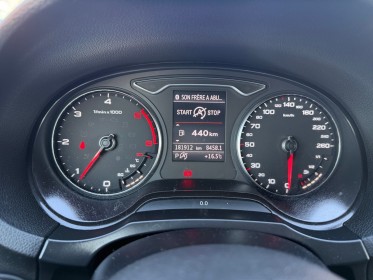 Audi a3 sportback 1.6 tdi 105 s line s tronic 7 sieges cuirs full led  garantie 12 mois occasion simplicicar lyon nord...