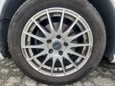 Volkswagen golf 1.4 tsi 140 act bluemotion technology carat   sièges chauffants  radars av/ar  sieges av chauffants ......