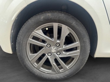 Peugeot 208 bluehdi 100 ss bvm6 style garantie 12 mois occasion paris 15ème (75) simplicicar simplicibike france