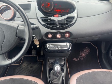 Renault twingo ii 1.2 lev 16v 75 eco2 miss sixty euro 5 sièges alcantara climatisation garantie 12 mois occasion simplicicar...
