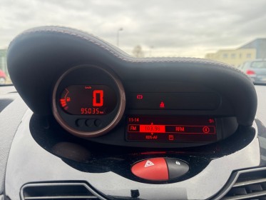 Renault twingo ii 1.2 lev 16v 75 eco2 miss sixty euro 5 sièges alcantara climatisation garantie 12 mois occasion simplicicar...