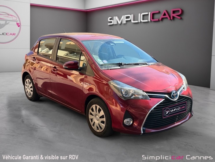 Toyota yaris hybride mc2 100h dynamic occasion cannes (06) simplicicar simplicibike france