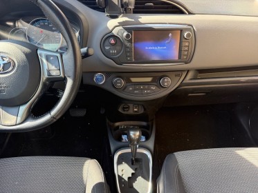 Toyota yaris hybride mc2 100h dynamic occasion cannes (06) simplicicar simplicibike france