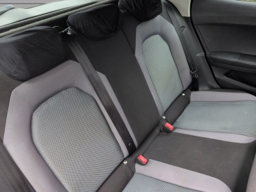 Seat arona 1.6 tdi 95 ch start/stop style garantie 12 mois occasion simplicicar saint-omer simplicicar simplicibike france