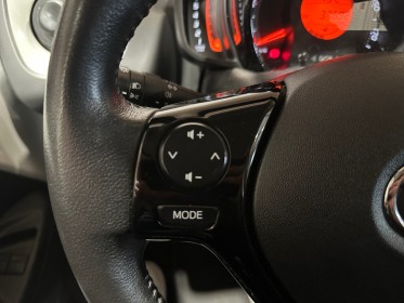Toyota aygo pro mc18 72ch finition x-play origine france 1ère main carplay caméra garantie 12 mois occasion simplicicar...
