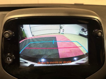 Toyota aygo pro mc18 72ch finition x-play origine france 1ère main carplay caméra garantie 12 mois occasion simplicicar...