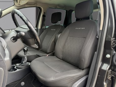 Dacia duster tce 125 4x2 prestige gps climatisation attelage garantie 12 mois occasion simplicicar poitiers simplicicar...