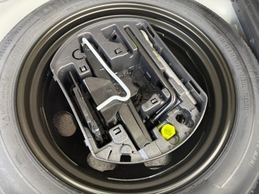 Ds ds7 crossback business luehdi 130 eat8 business 1ere main entretien concession tva récupérable occasion simplicicar...