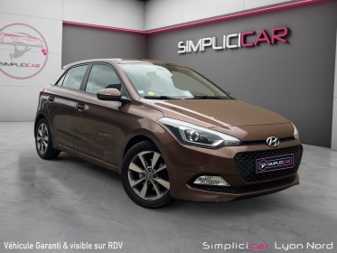 Hyundai i20 1.1 crdi 75 initia chaine de distribution garantie 12 mois occasion simplicicar lyon nord simplicicar...
