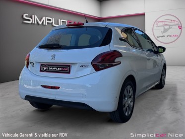 Peugeot 208 1.2 puretech 68ch bvm5 like occasion  simplicicar nice - pfvauto simplicicar simplicibike france
