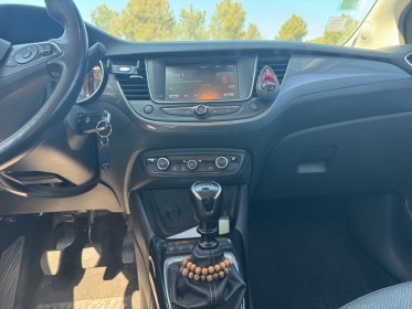 Opel crossland x 1.2 turbo 110 ch elegance distribution change garantie 12 mois occasion simplicicar la ciotat simplicicar...