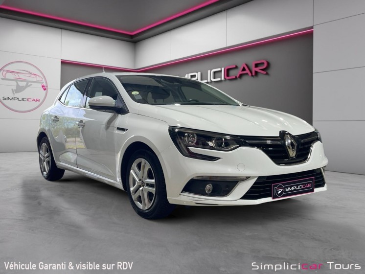 Renault megane iv berline business dci 115 business keyless go essuis glace et phares automatiques carplay 2eme main...
