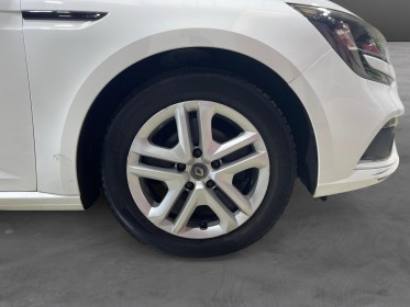 Renault megane iv berline business dci 115 business keyless go essuis glace et phares automatiques carplay 2eme main...