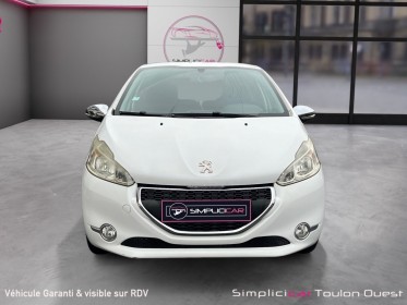 Peugeot 208 1.4 hdi 68ch bvm5 style garantie 12 mois entretien complet vidange faite pour la vente occasion simplicicar...