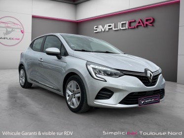 Renault clio v tce 100 business 1ere main tva recuperable entretien concession 46482km occasion simplicicar toulouse nord...