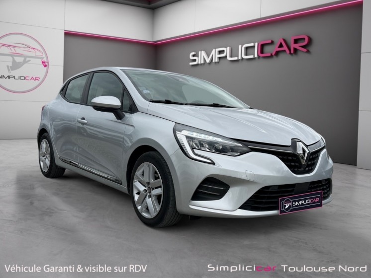 Renault clio v tce 100 business 1ere main tva recuperable entretien concession 46482km occasion simplicicar toulouse nord...