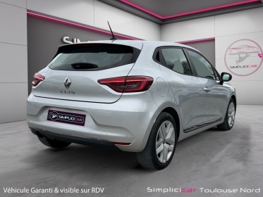 Renault clio v tce 100 business 1ere main tva recuperable entretien concession 46482km occasion simplicicar toulouse nord...