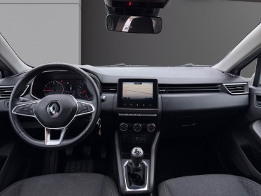 Renault clio v tce 100 business 1ere main tva recuperable entretien concession 46482km occasion simplicicar toulouse nord...