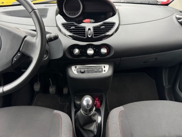 Renault twingo ii eco2 lev 75ch 1.2l garantie 12 mois occasion montpellier (34) simplicicar simplicibike france