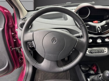 Renault twingo ii eco2 lev 75ch 1.2l garantie 12 mois occasion montpellier (34) simplicicar simplicibike france