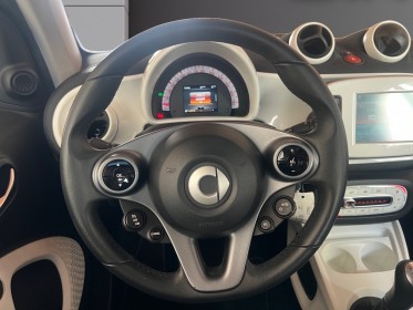 Smart fortwo coupe 1.0 71 ch ss passion toit panoramique très bien entretenue garantie 12 mois occasion simplicicar le...