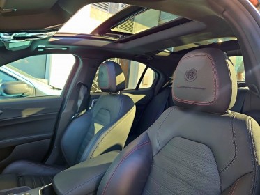 Alfa romeo giulia my23 2.2l 160 ch at8 competizione / toit ouvrant / camera / carplay / garantie 12 mois occasion ...
