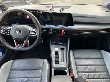 Volkswagen golf viii hatchback gti clubsport 2.0 tsi 16v bmt dsg7 300 ch boîte auto toit ouvrant affichage tête haute...