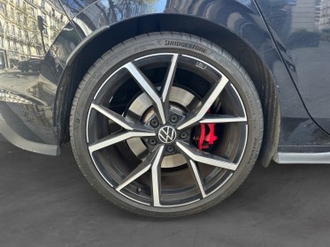 Volkswagen golf viii hatchback gti clubsport 2.0 tsi 16v bmt dsg7 300 ch boîte auto toit ouvrant affichage tête haute...