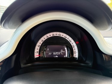Renault twingo iii sce 65 intens apple carplay tva recuperable garantie 12 mois occasion simplicicar marignane  simplicicar...