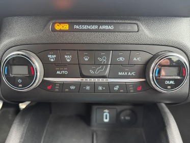Ford focus 2.0 ecoblue 150cv ss st line carplay sièges  volant chauffants garantie 12 mois occasion simplicicar poitiers...