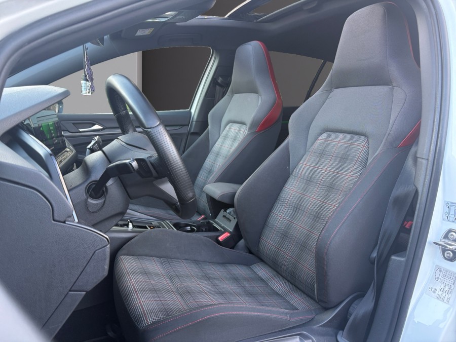 VOLKSWAGEN d'occasion GOLF 2.0 TSI 245 GTI DSG de 2021 Lyon Nord (69)﻿