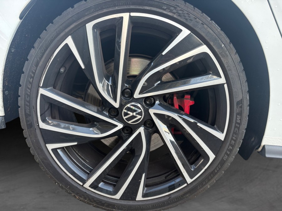 VOLKSWAGEN d'occasion GOLF 2.0 TSI 245 GTI DSG de 2021 Lyon Nord (69)﻿