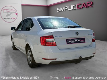 Skoda octavia 1.0 tsi 116 ch - attelage - régulateur - entretien ok - garantie - roue de secours occasion simplicicar salon...