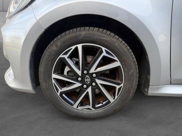 Toyota yaris hybride my22 116h design occasion simplicicar les sables-d'olonne simplicicar simplicibike france