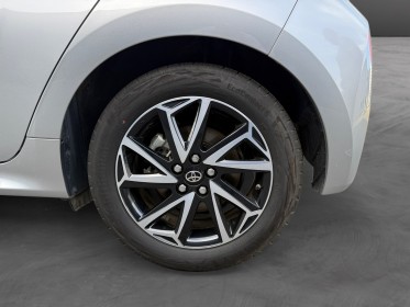 Toyota yaris hybride my22 116h design occasion simplicicar les sables-d'olonne simplicicar simplicibike france