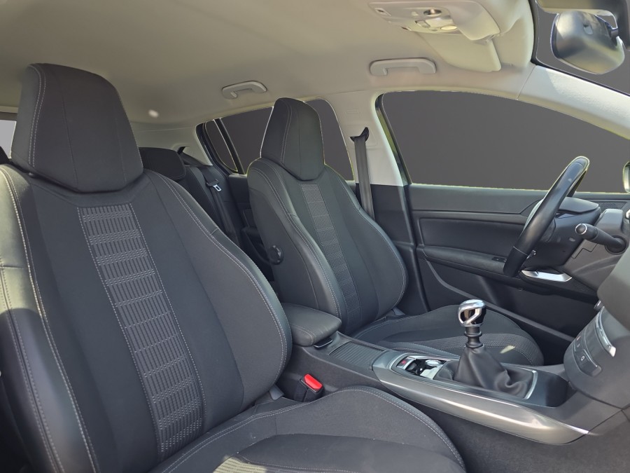 PEUGEOT d'occasion 308 AFFAIRE 1.5 BLUE HDI 130 PREMIUM PACK de 2019