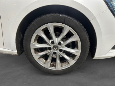 Renault megane iv berline limited 1.5dci 115ch edc caméra de recul garantie 12 mois occasion montpellier (34) simplicicar...