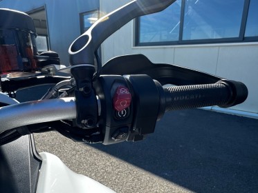 Ducati multistradal v4s travel  radar v4 s garantie 12 mois occasion simplicicar coeur d'yvelines - auto expo 78 simplicicar...