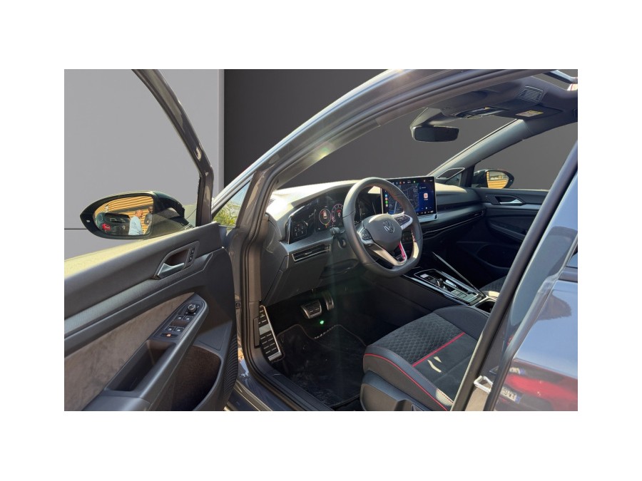 VOLKSWAGEN d'occasion GOLF VIII 2.0 TSI 300 de 2024 Compiègne (60)﻿