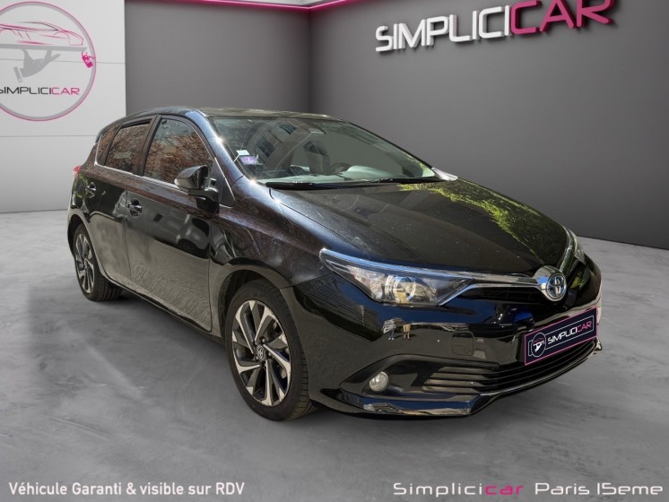 Toyota auris my17 hybride 136h design garantie 12 mois occasion paris 15ème (75) simplicicar simplicibike france