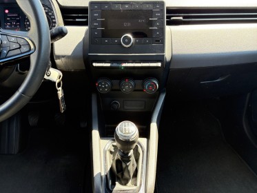 Renault clio v 1.0 tce 100ch - life - bluetooth - radar ar occasion réunion ville st pierre simplicicar simplicibike france