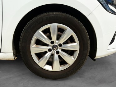 Renault clio v 1.0 tce 100ch - life - bluetooth - radar ar occasion réunion ville st pierre simplicicar simplicibike france