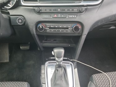Kia ceed 1.4 t-gdi 140 ch isg dct7 edition 1 garantie 12 mois occasion simplicicar pertuis  simplicicar simplicibike france