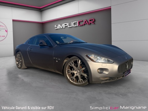 Maserati granturismo 1 v8 4,2 32v - sièges éléctrique - bluetooth - camera de recul - suivi maserati complet  -...