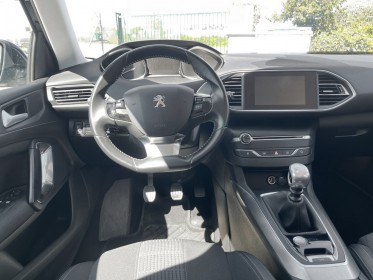 Peugeot 308 allure bluehdi 130ch carplay camera de recule garantie 12 mois occasion simplicicar poitiers simplicicar...